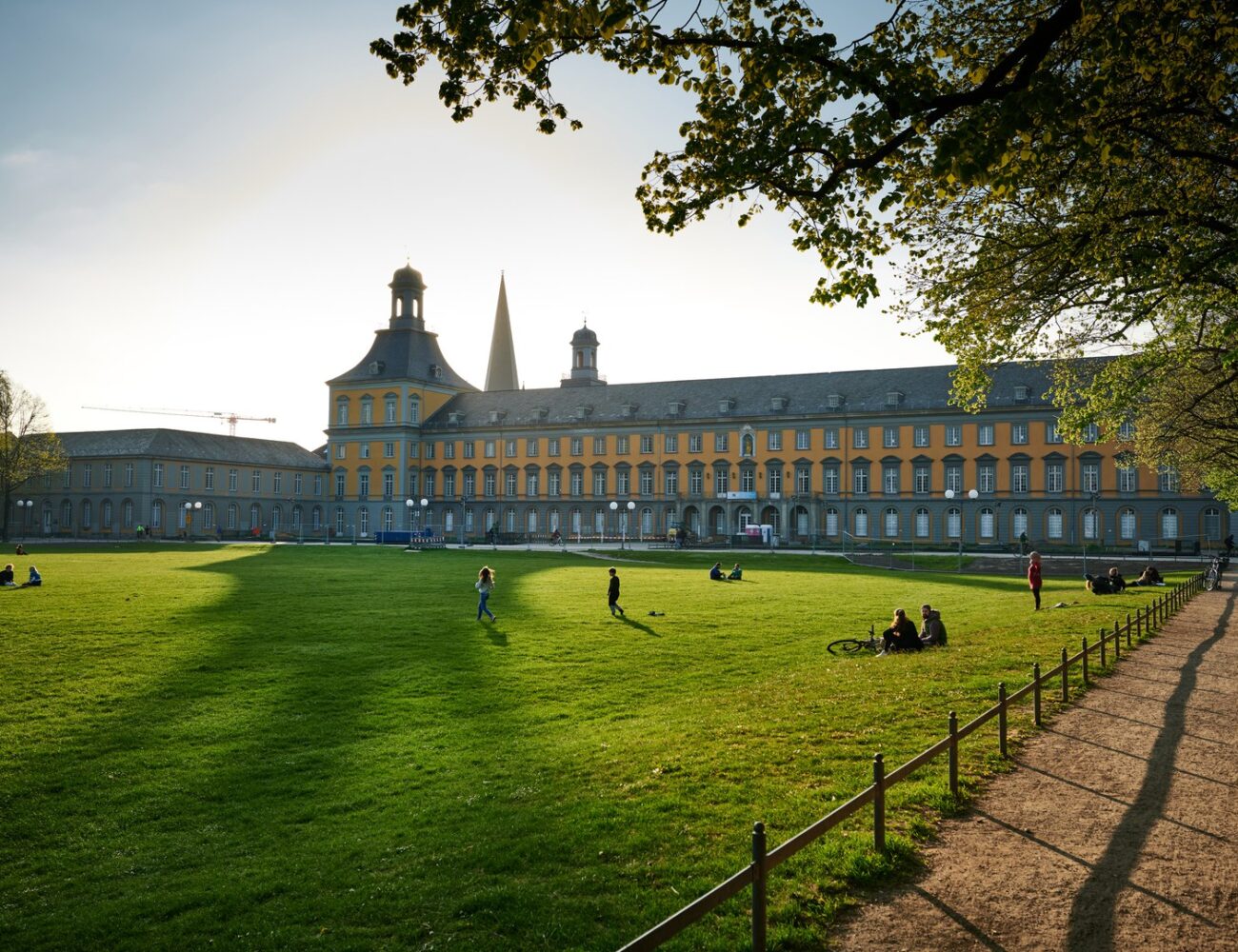 Bonn-Universitesi