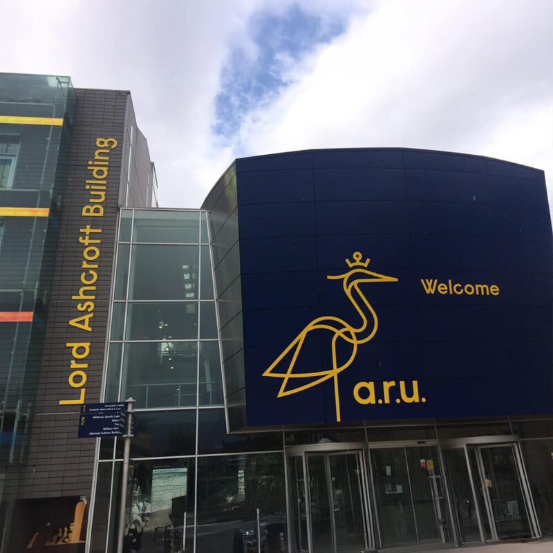 anglia-ruskin-universitesi-neden