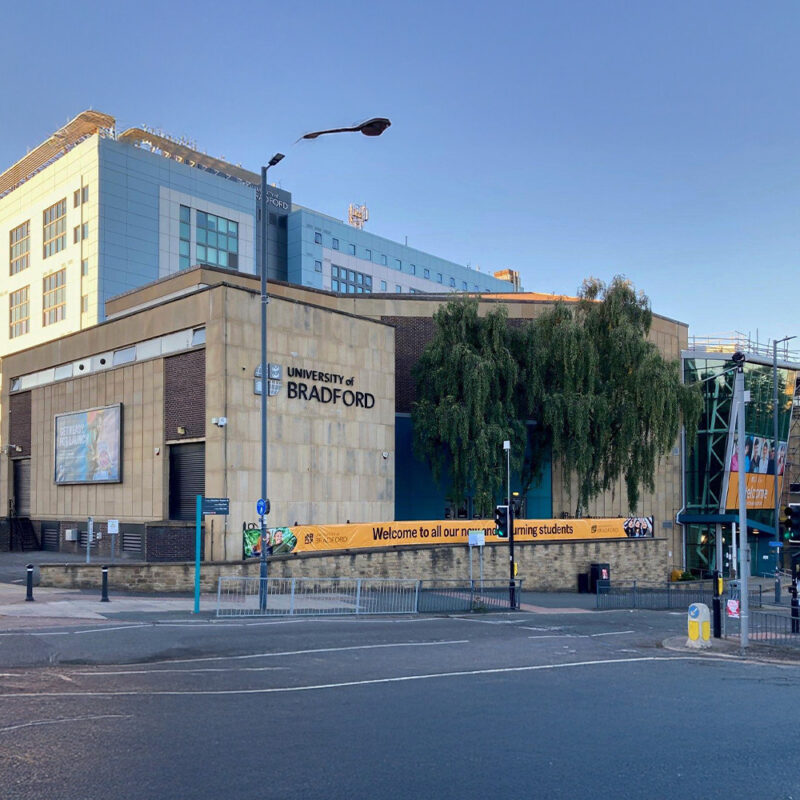 bradford-universitesi-kampus