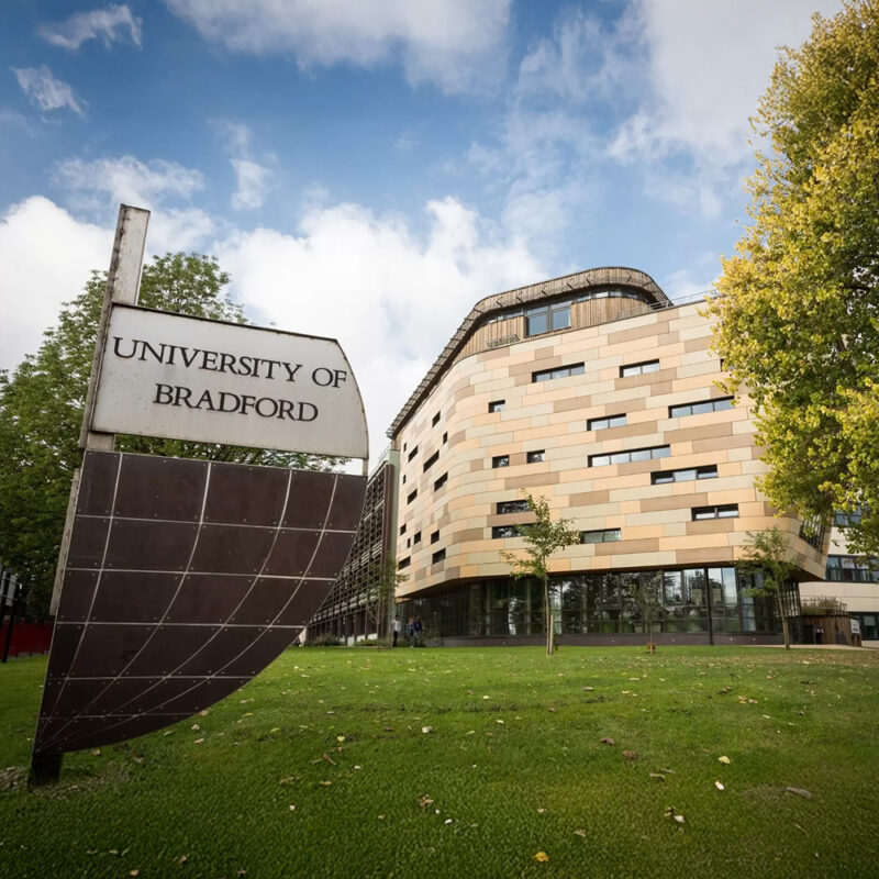 bradford-universitesi-neden