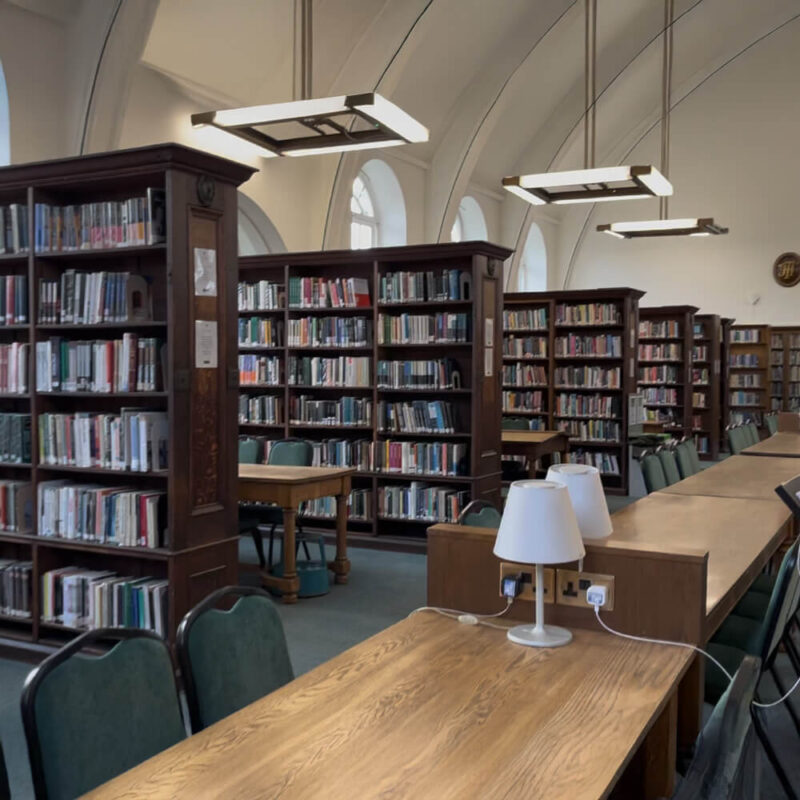 regents-universitesi-london-egitim