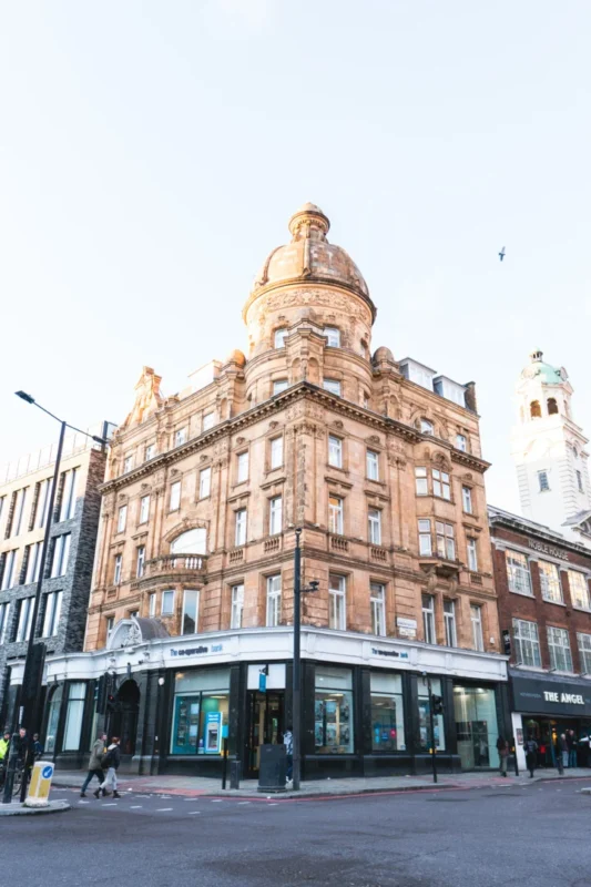 EC-London-facade