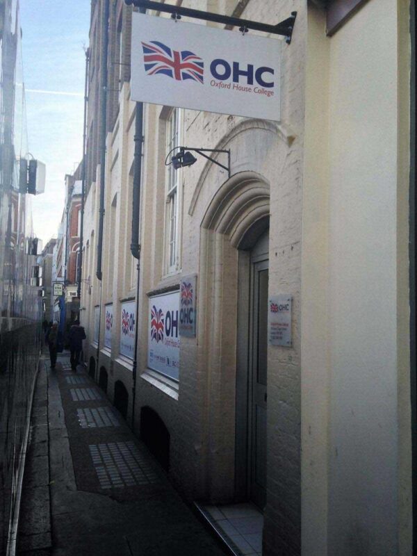 london-oxford-street-12-1-1595441478